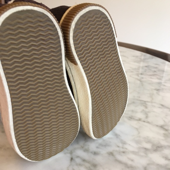 Booties 🐻🦊🐱 - Picture 3 of 6